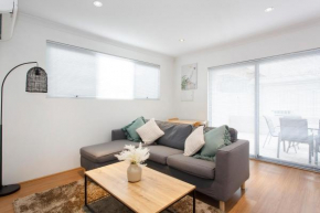 Suburban Living - 2 bedroom apartment Victoria Park